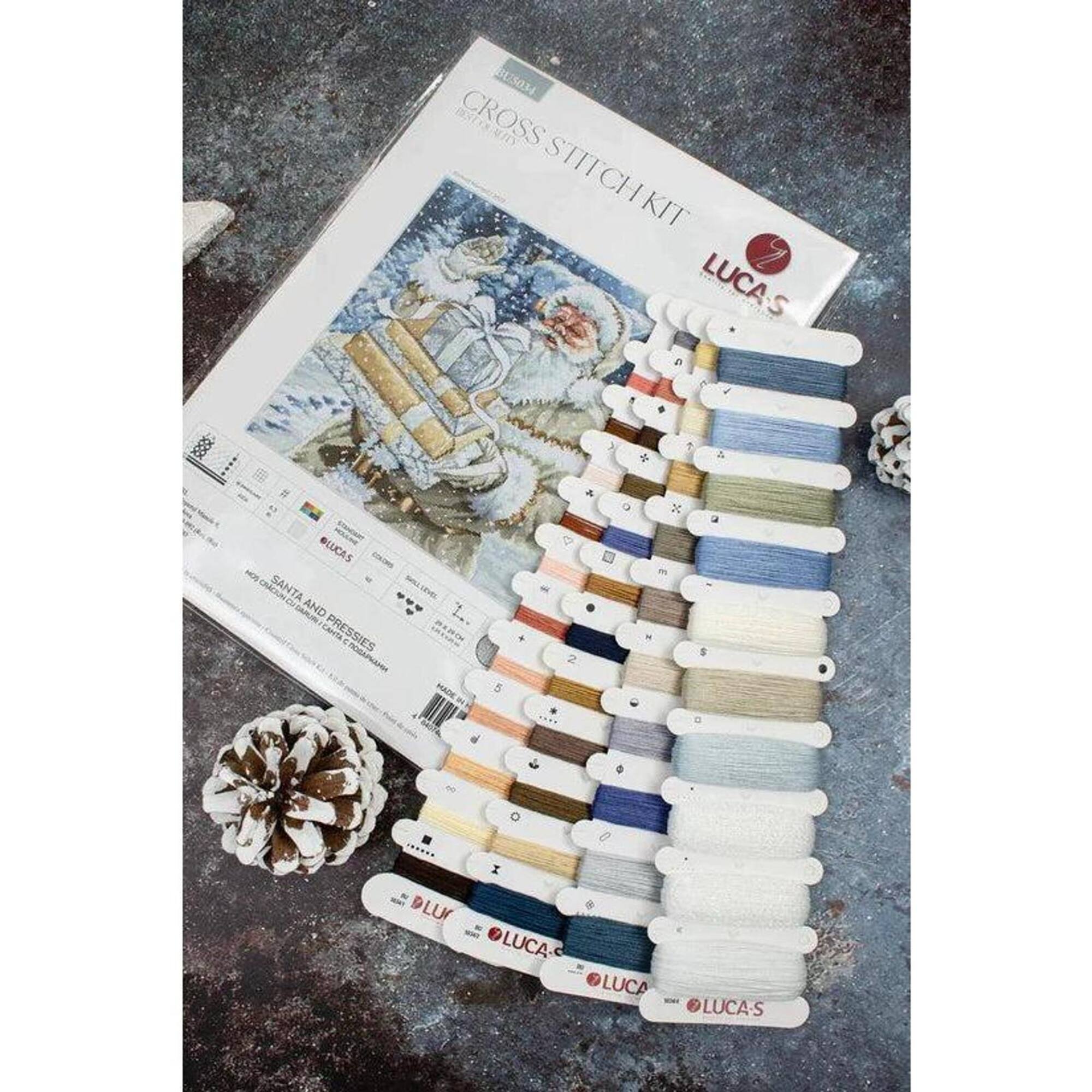 Luca-S Santa & Presents Counted Cross Stitch Kit